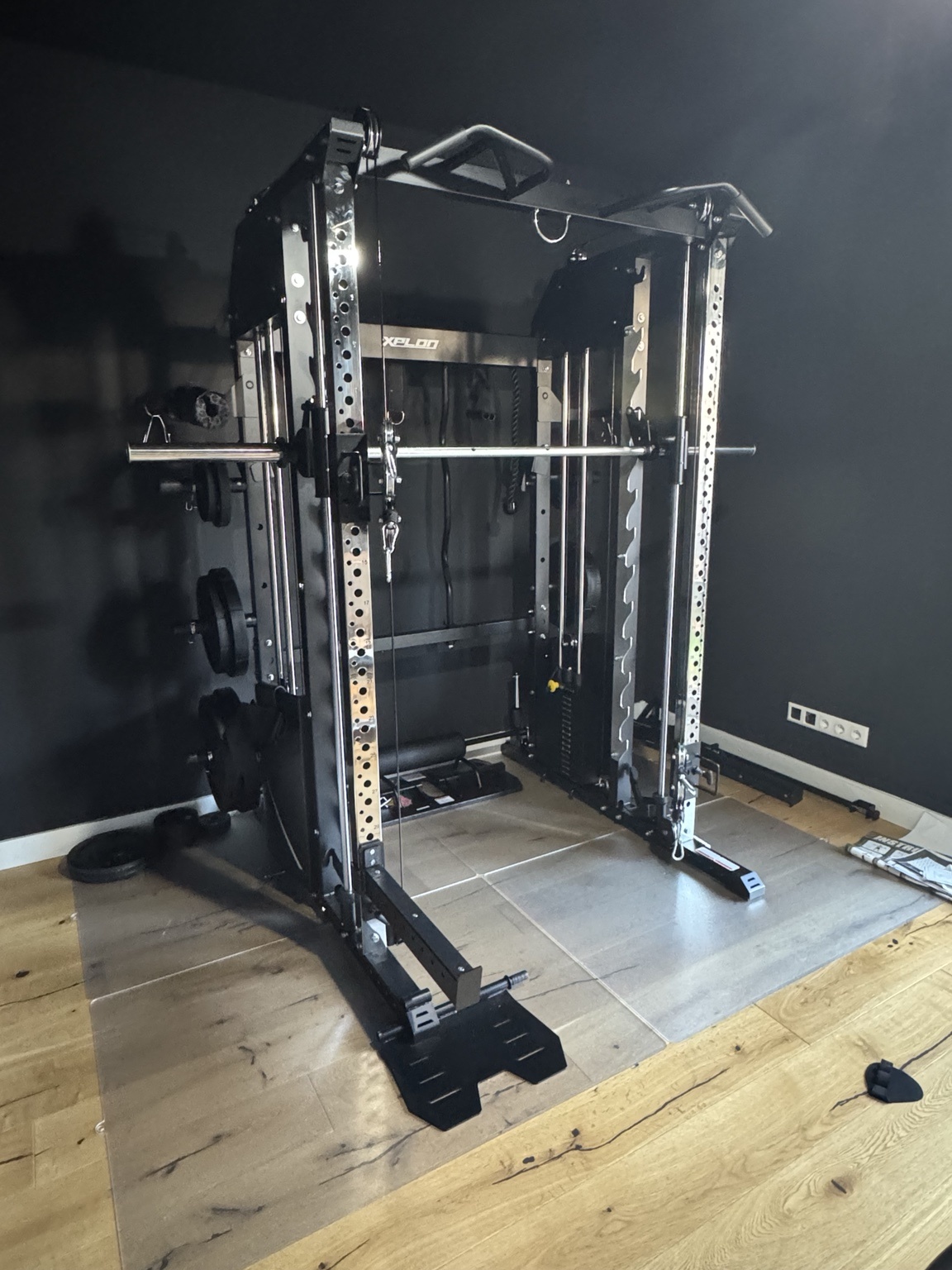 Kundenbild zu XPLON-Tower6-Kraftstation-Multipresse-Klimmzugstation-inkl-180kg-Steckgewichte-O30mm-50mm-Uebersetzungsverhaeltnis-21-11_1, 5 Sterne